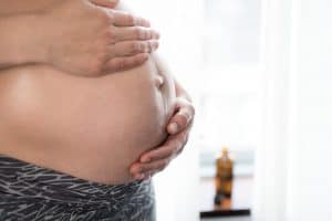 Beispielbild für: Schwangerschaftsstreifen - die besten Tipps | pregfit